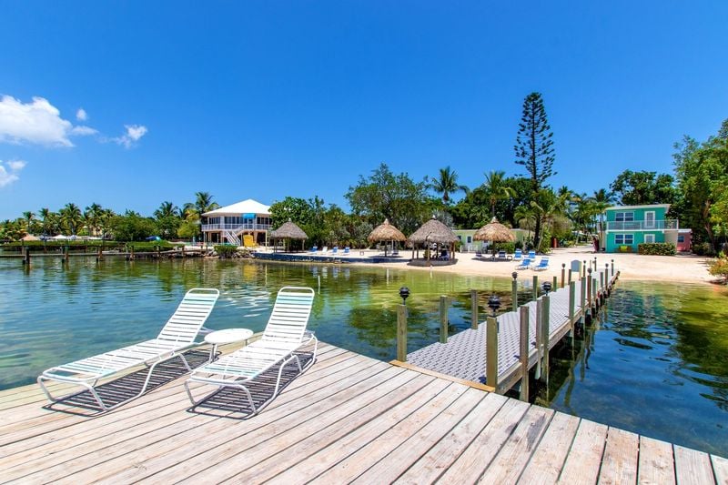 Sunset COVE beach resort - Image 2
