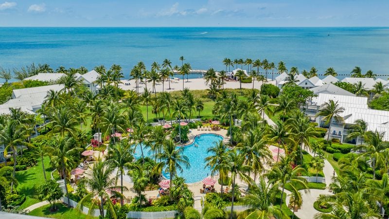 Tranquility BAY beachfront resort - Image 4