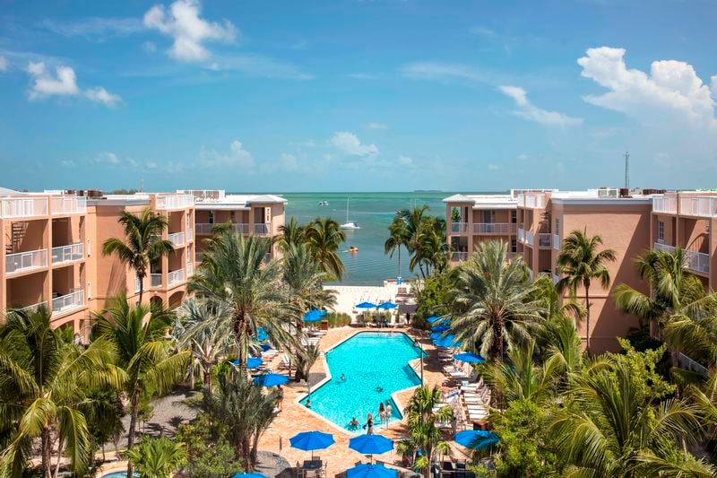 Beachside resort & residences - Image 1