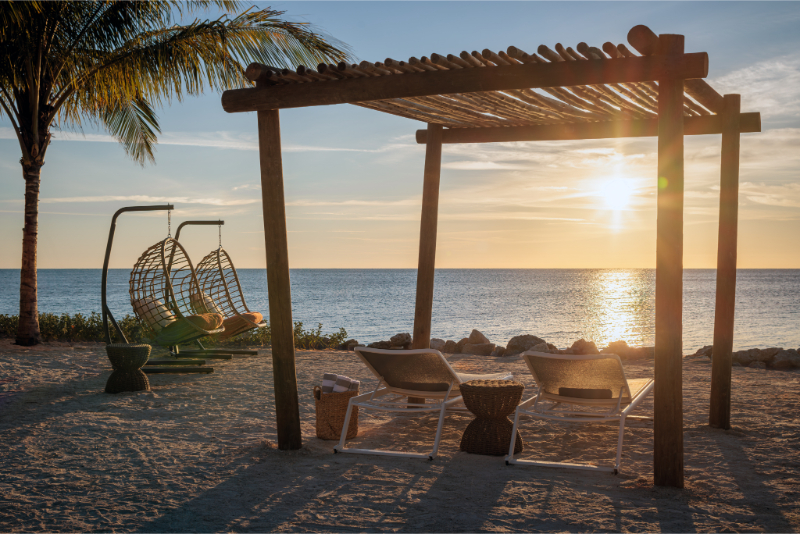 Islander resort - Image 1