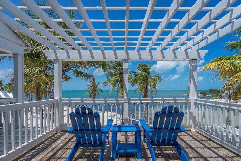 Tranquility BAY beachfront resort - Image 3