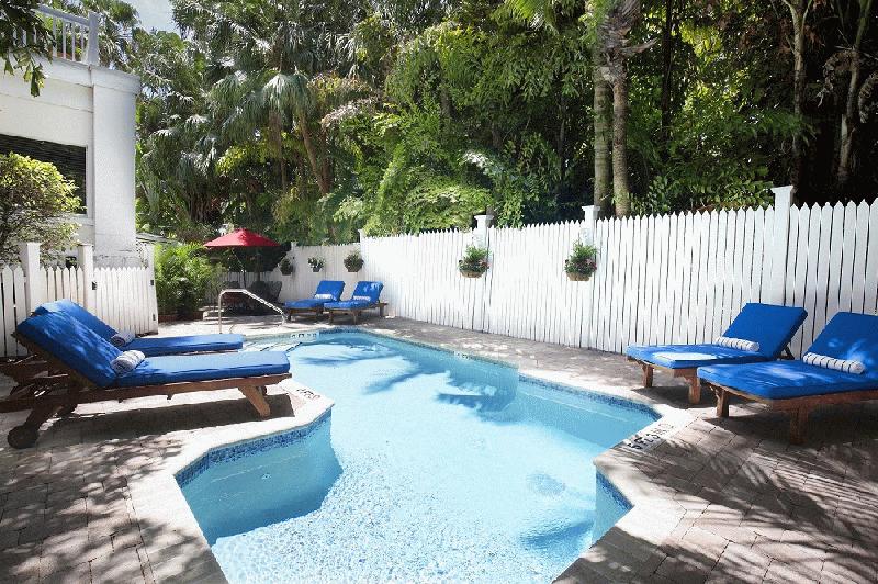 Weatherstation INN - Image 1