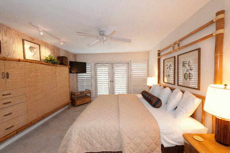 THE galleon resort - Image 1