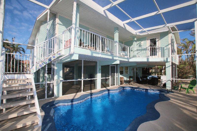 Island Breeze Vacations - Image 4