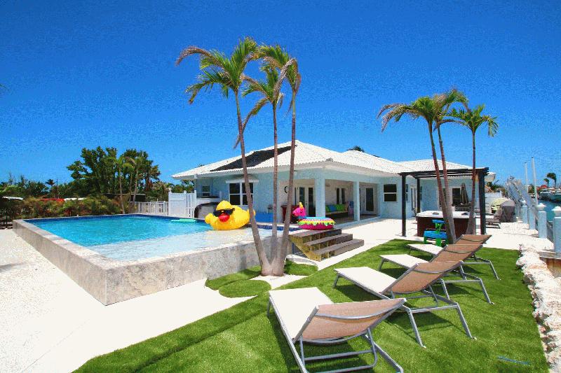Island Breeze Vacations - Image 2